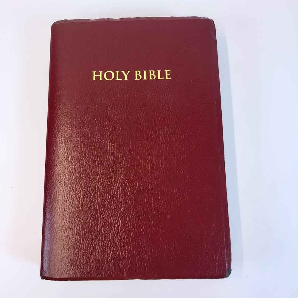 Holy Bible Red Letter Concordance Thomas Nelson NKJV Burgundy Faux Leather